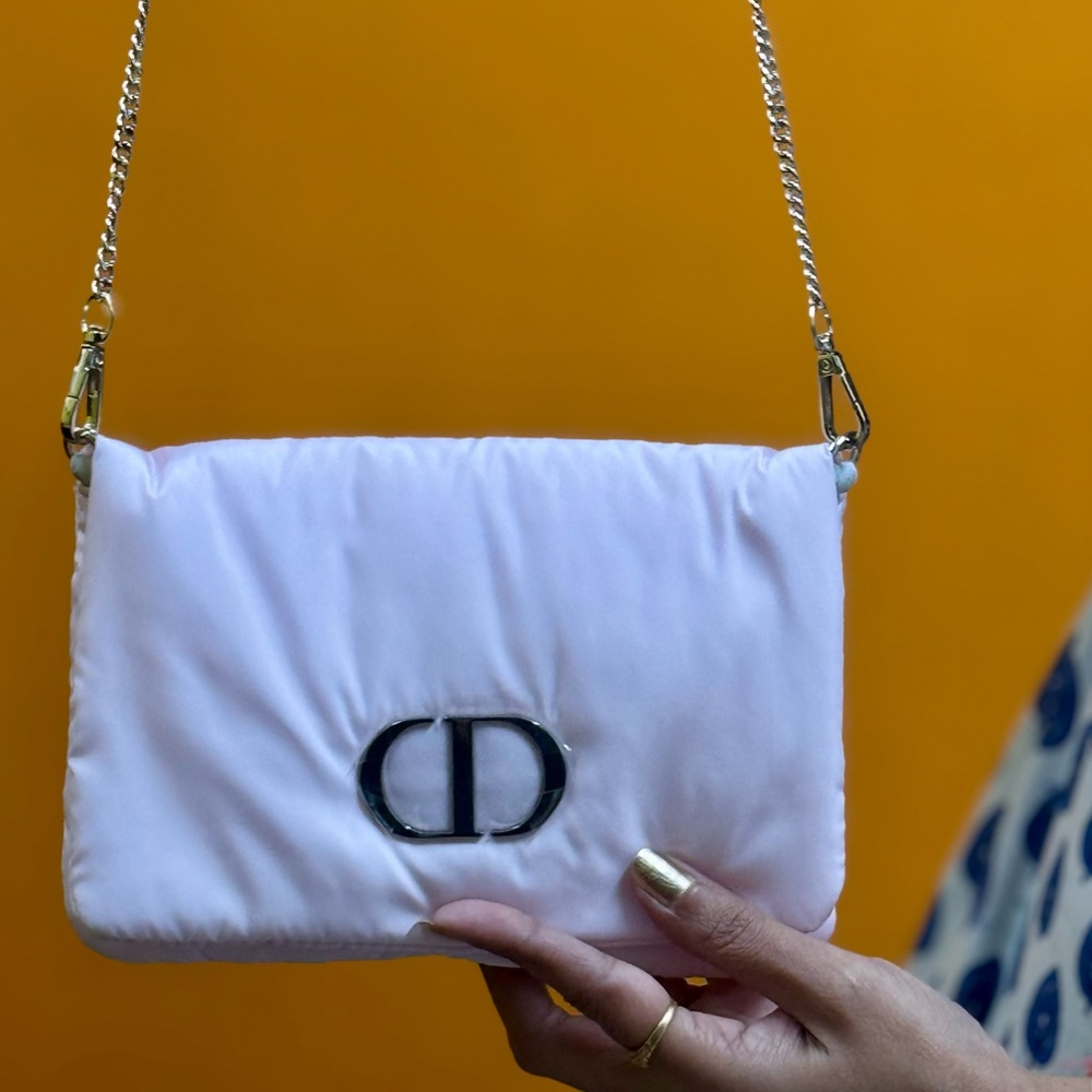 Dior Soft Pink Trousseau Sling Elegant Cosmetic Bag with attached silver chain - Picture 9 of 11